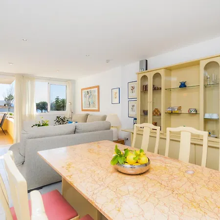 Apartment La Veleta With Sea View Port de Pollenca